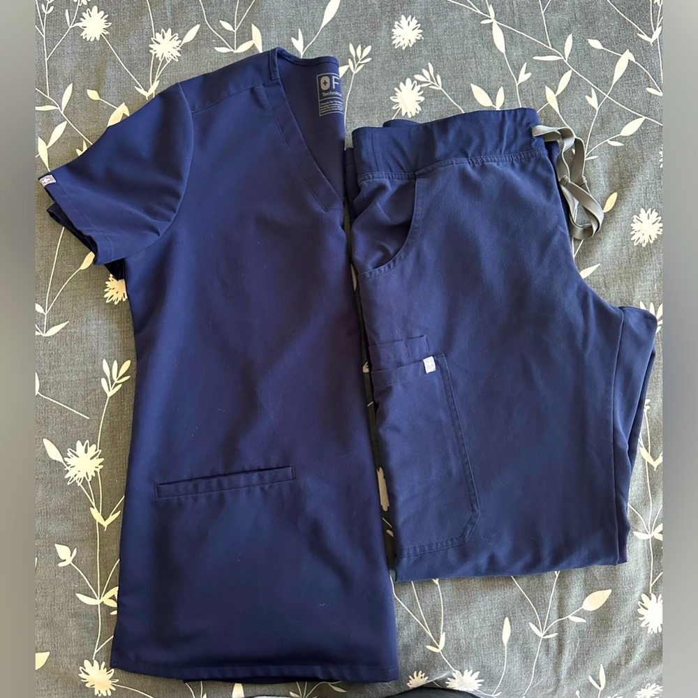 Figs Navy Blue Scrub Set